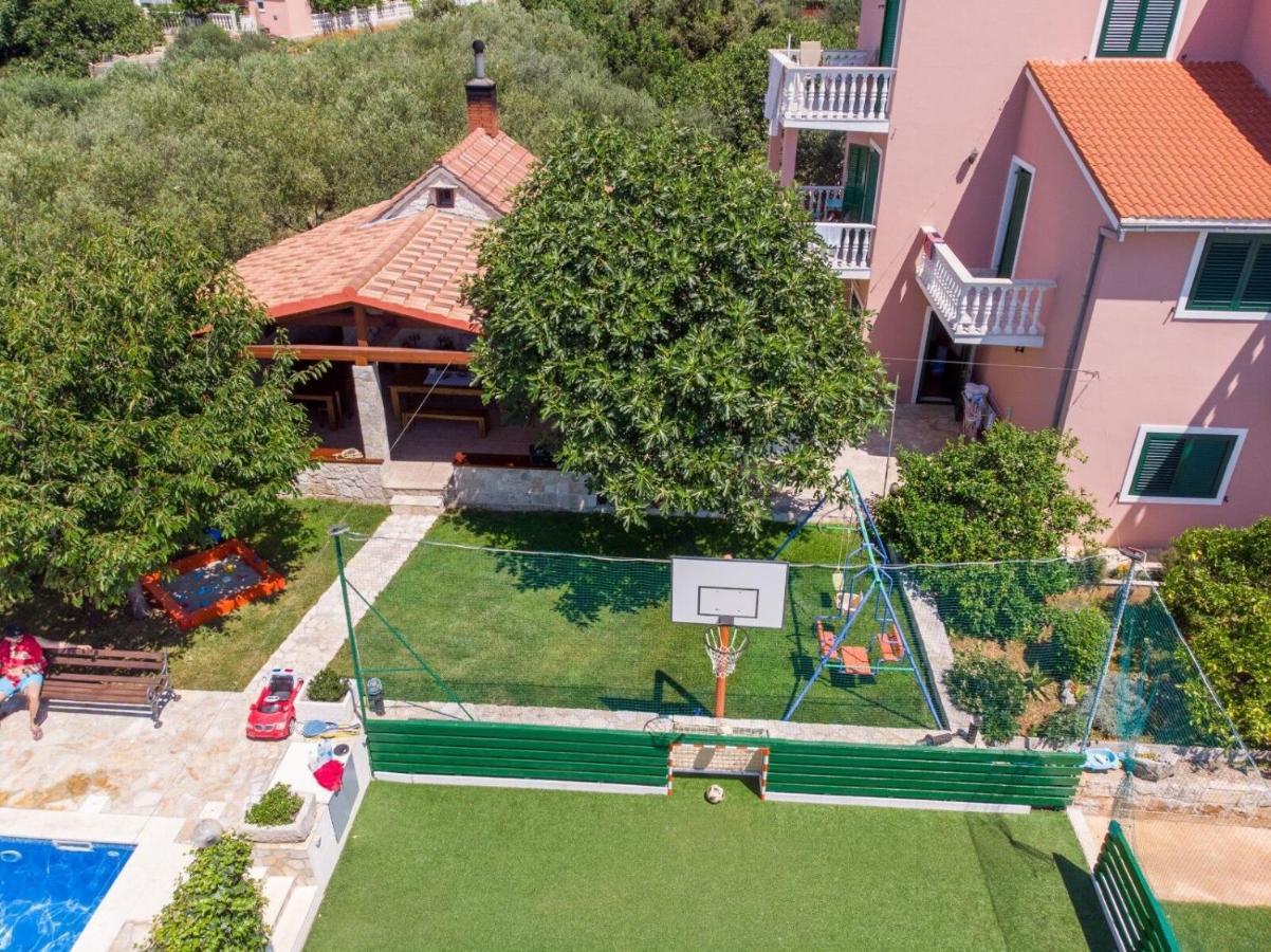 Apartments Mirko Seget Vranjica Exterior foto