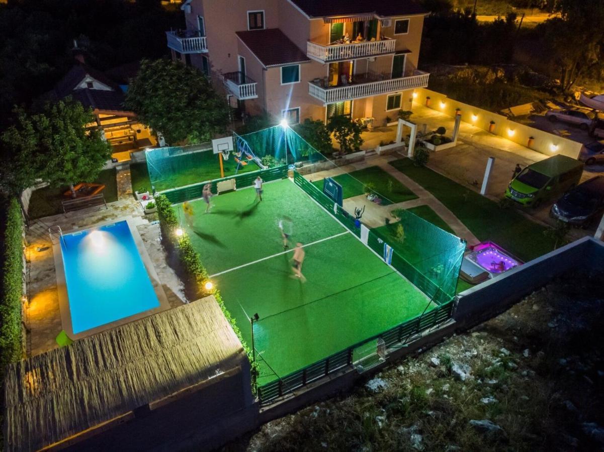 Apartments Mirko Seget Vranjica Exterior foto