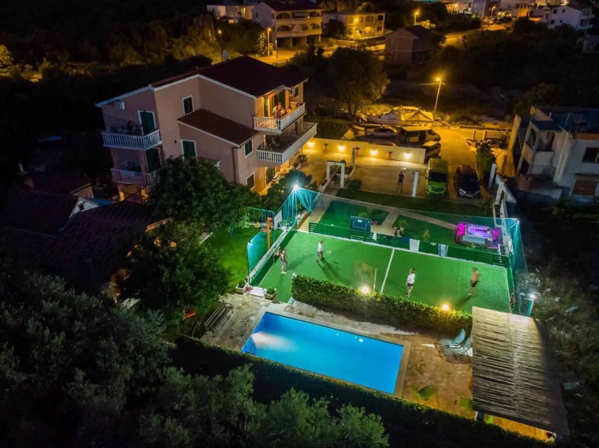 Apartments Mirko Seget Vranjica Exterior foto