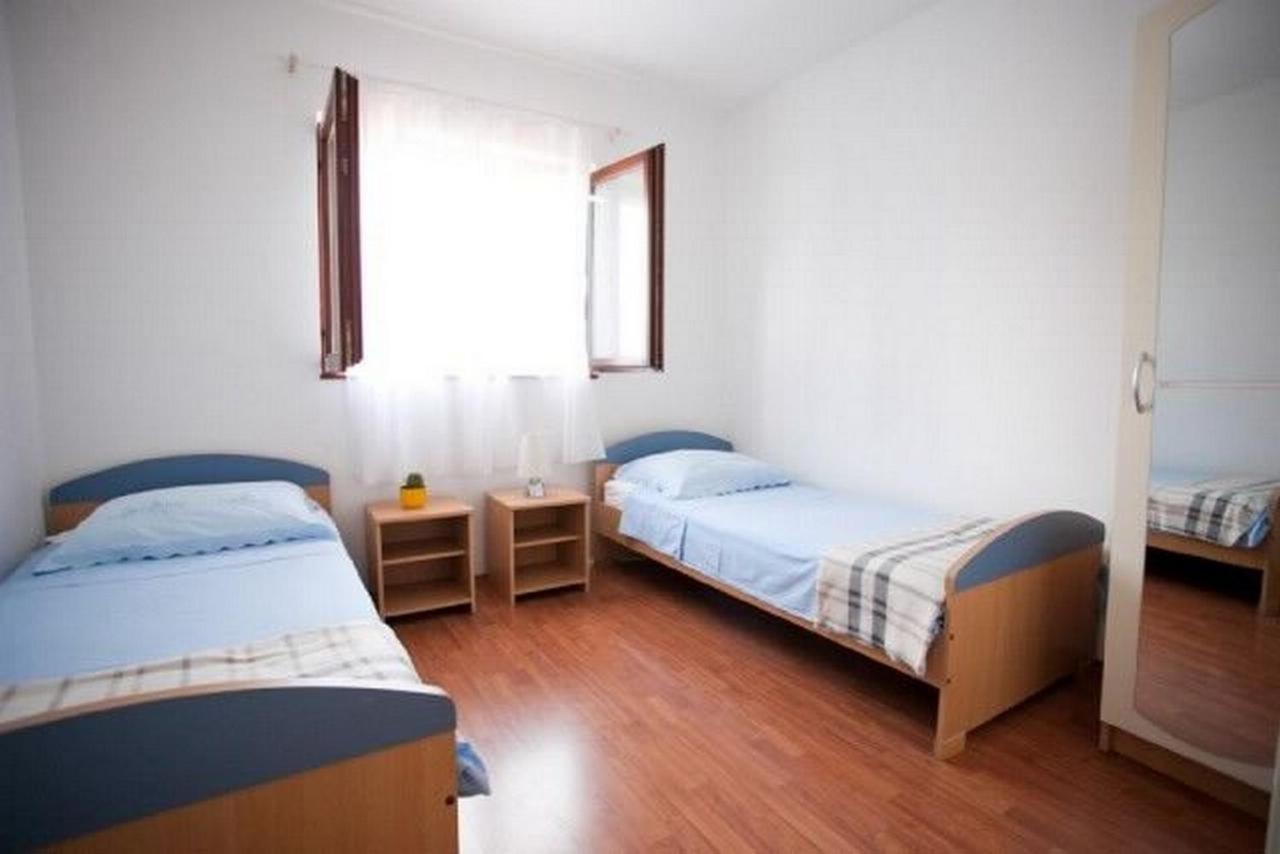 Apartments Mirko Seget Vranjica Exterior foto